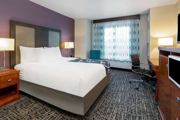  - La Quinta Inn & Suites Rockwall