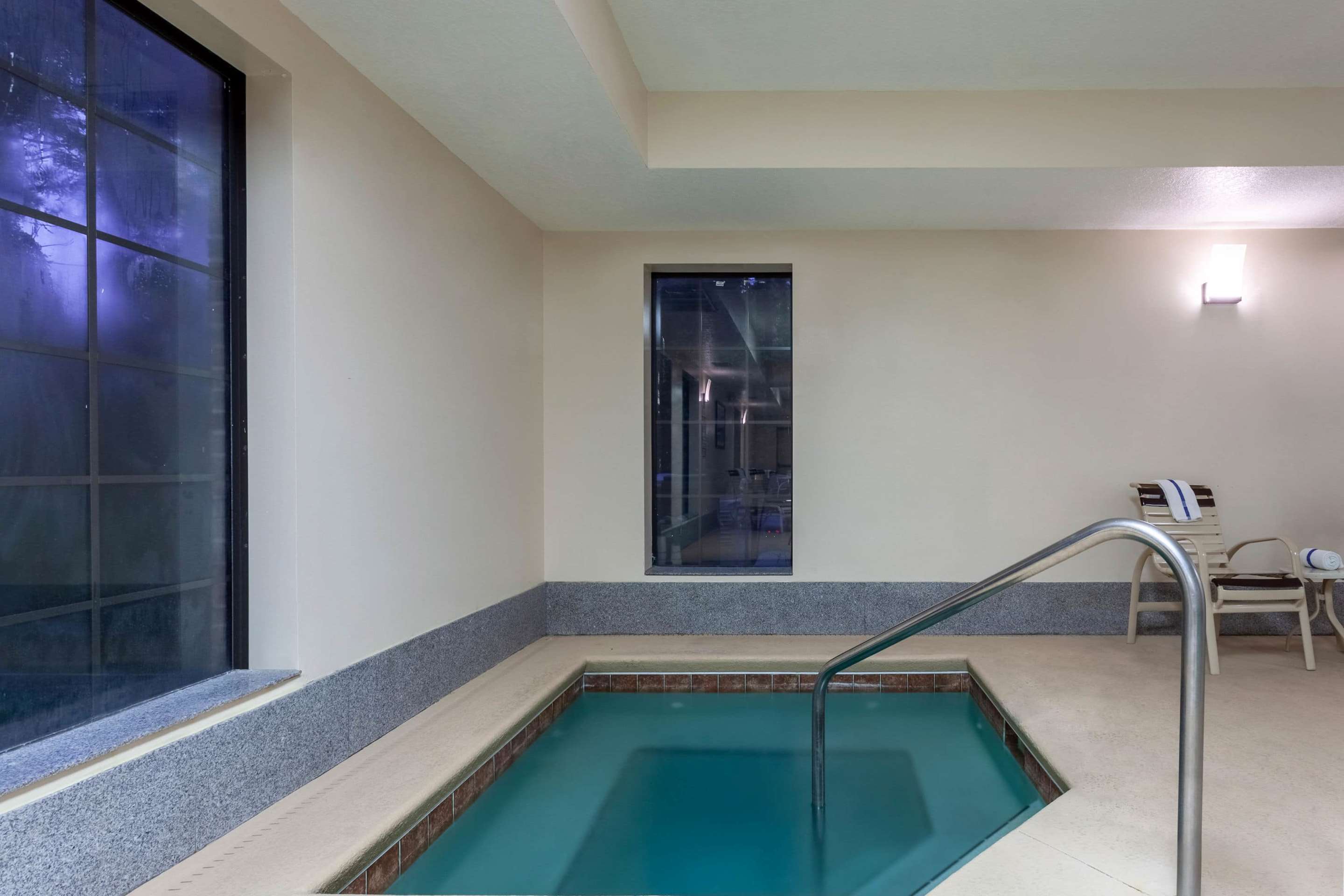 Pool | La Quinta by Wyndham Port Orange / Daytona