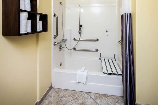  - La Quinta Inn & Suites Inglewood - I-105, Exit 3