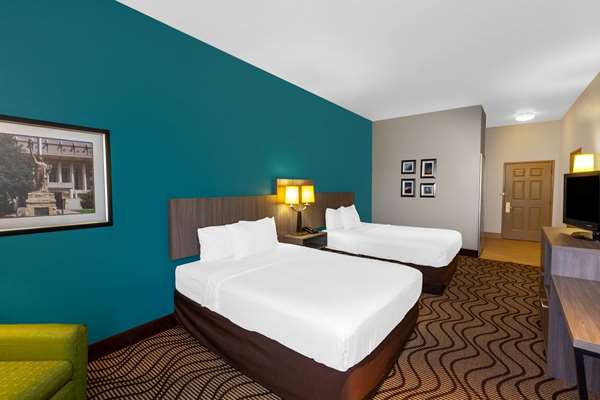  - La Quinta Inn & Suites North Midland