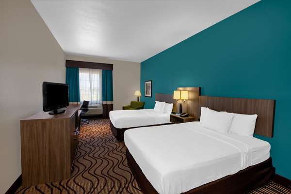  - La Quinta Inn & Suites North Midland