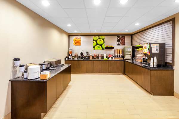  - La Quinta Inn & Suites North Midland