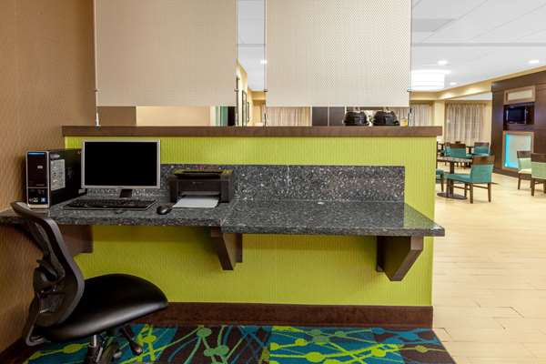 Conference Area - La Quinta Inn & Suites North Midland