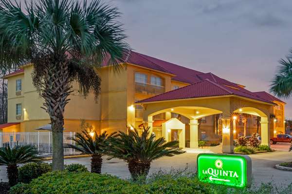 Exterior view - La Quinta Inn & Suites Houma