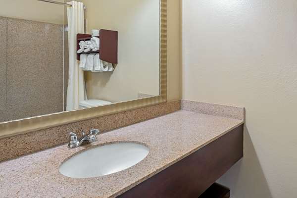  - La Quinta Inn & Suites Houma
