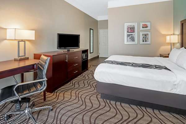  - La Quinta Inn & Suites Houma