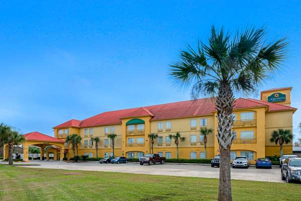 Exterior view - La Quinta Inn & Suites Houma
