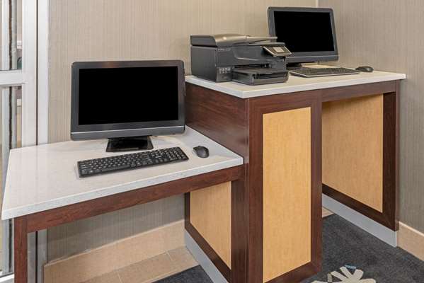 Conference Area - La Quinta Inn & Suites Houma