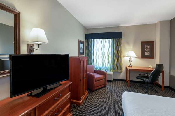  - La Quinta Inn & Suites Rifle - I-70, Exit 90