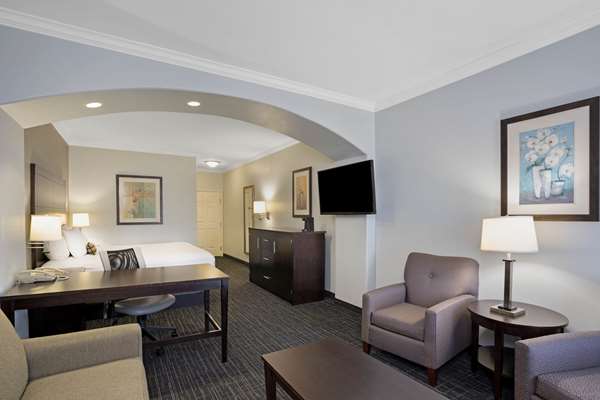 Suite - La Quinta Inn Westchase Houston