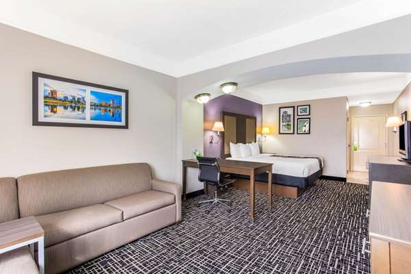 Suite - La Quinta Inn & Suites Fultondale - I-65, Exit 267