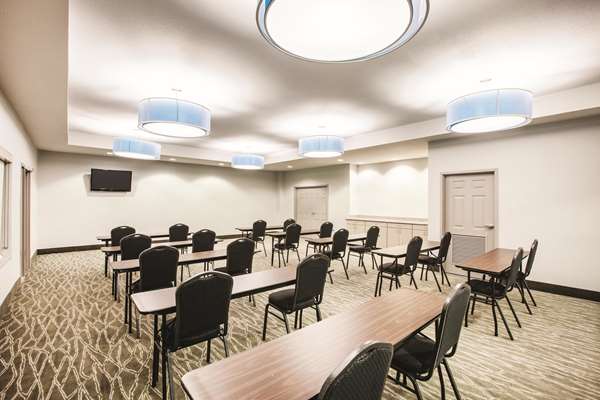  - La Quinta Inn Mansfield