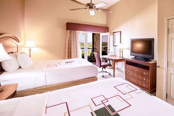  - La Quinta Inn & Suites Marble Falls