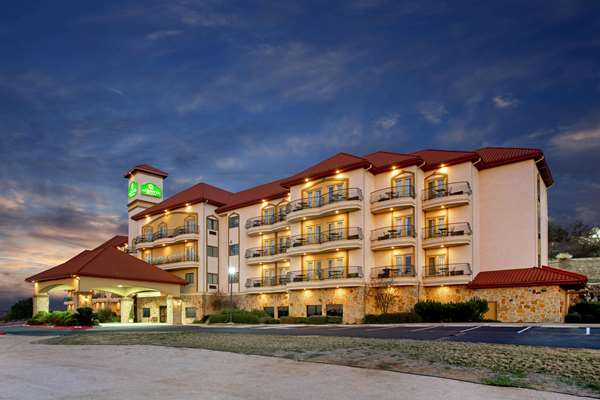 Exterior view - La Quinta Inn & Suites Marble Falls