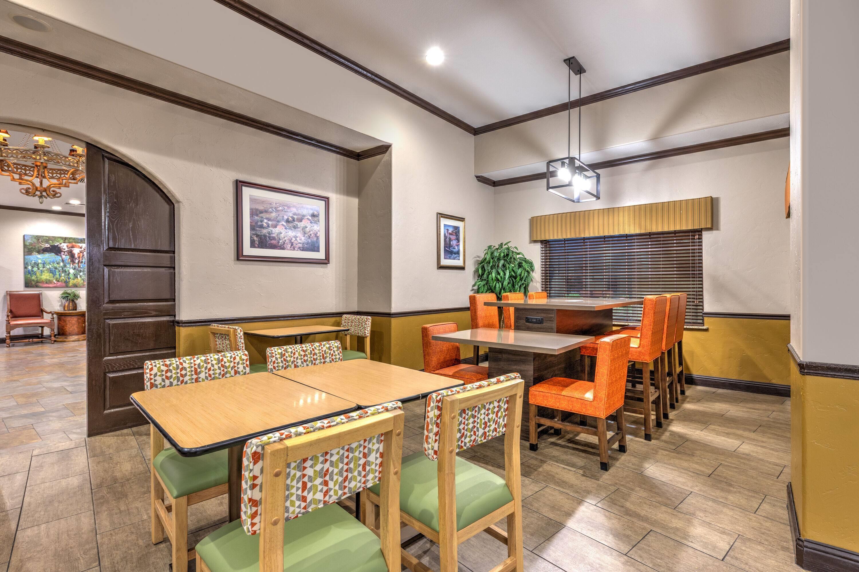 Property amenity | La Quinta Inn & Suites by Wyndham Marble Falls