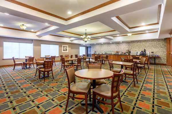  - La Quinta Inn & Suites North Longview