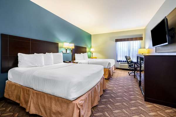  - La Quinta Inn & Suites North Longview
