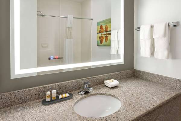  - La Quinta Inn & Suites Longview - I-20, Exit 596