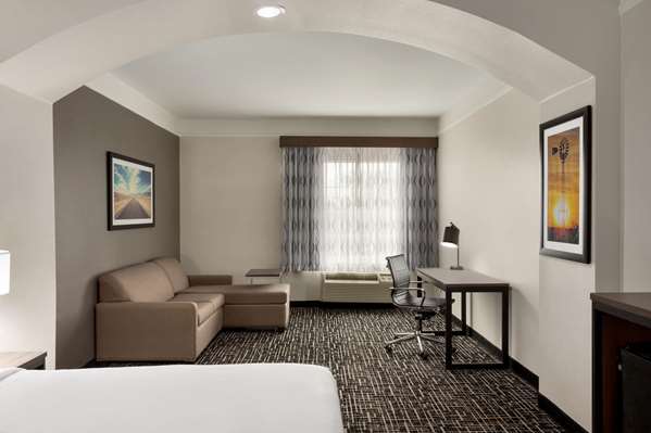Suite - La Quinta Inn & Suites Longview - I-20, Exit 596