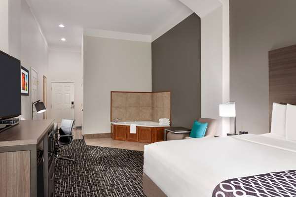 Suite - La Quinta Inn & Suites Longview - I-20, Exit 596