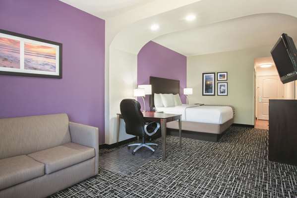  - La Quinta Inn & Suites Fort Walton Beach