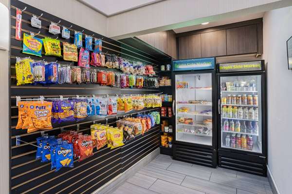  - La Quinta Inn & Suites Norfolk - I-64, Exit 281