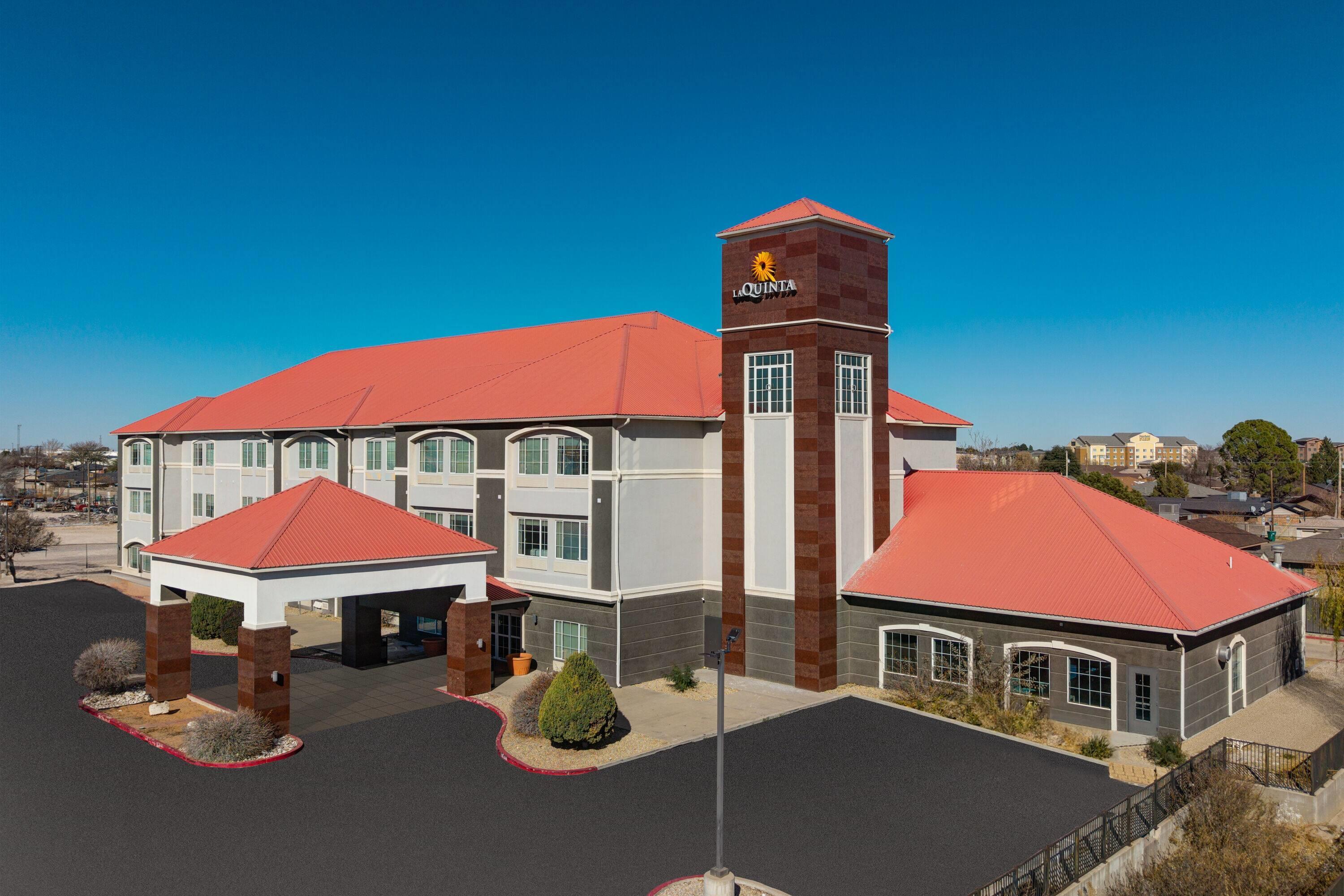 Exterior | La Quinta Inn & Suites by Wyndham Hobbs