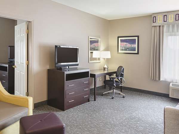 Suite - La Quinta Inn & Suites Biloxi - I-10, Exit 44