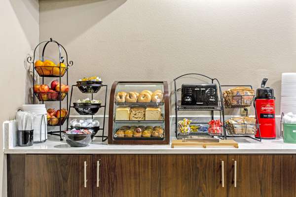  - La Quinta Inn & Suites Biloxi - I-10, Exit 44