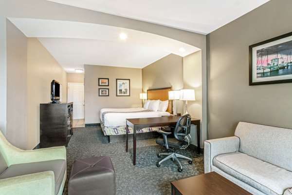 Suite - La Quinta Inn & Suites Biloxi - I-10, Exit 44