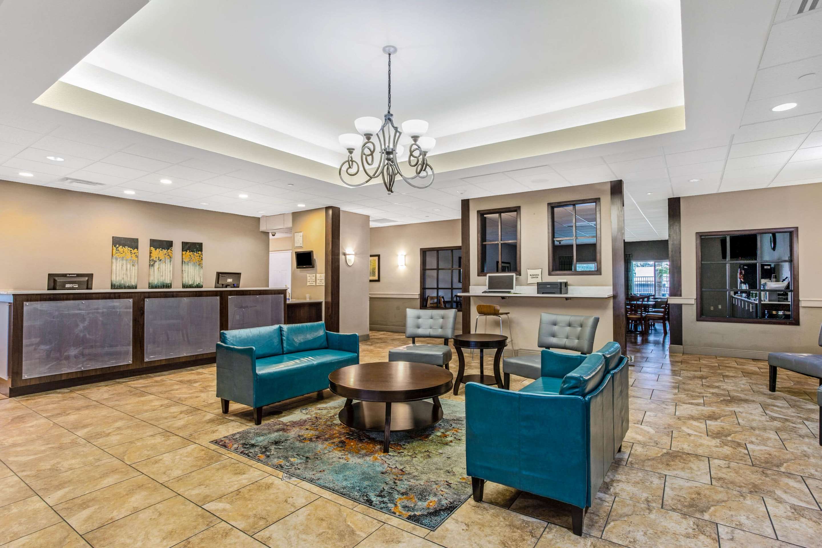 Lobby | La Quinta Inn & Suites by Wyndham Biloxi