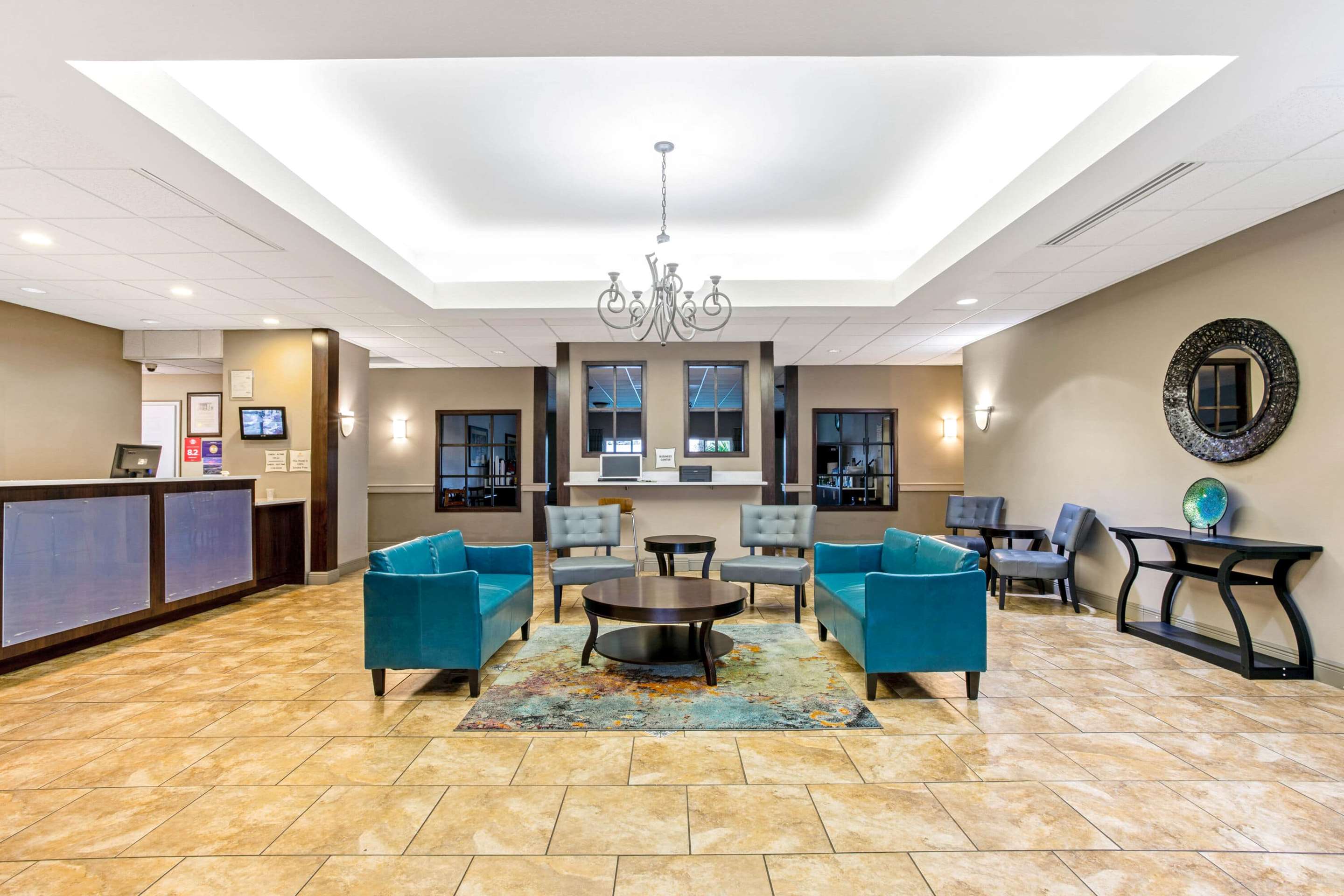 Lobby | La Quinta Inn & Suites by Wyndham Biloxi