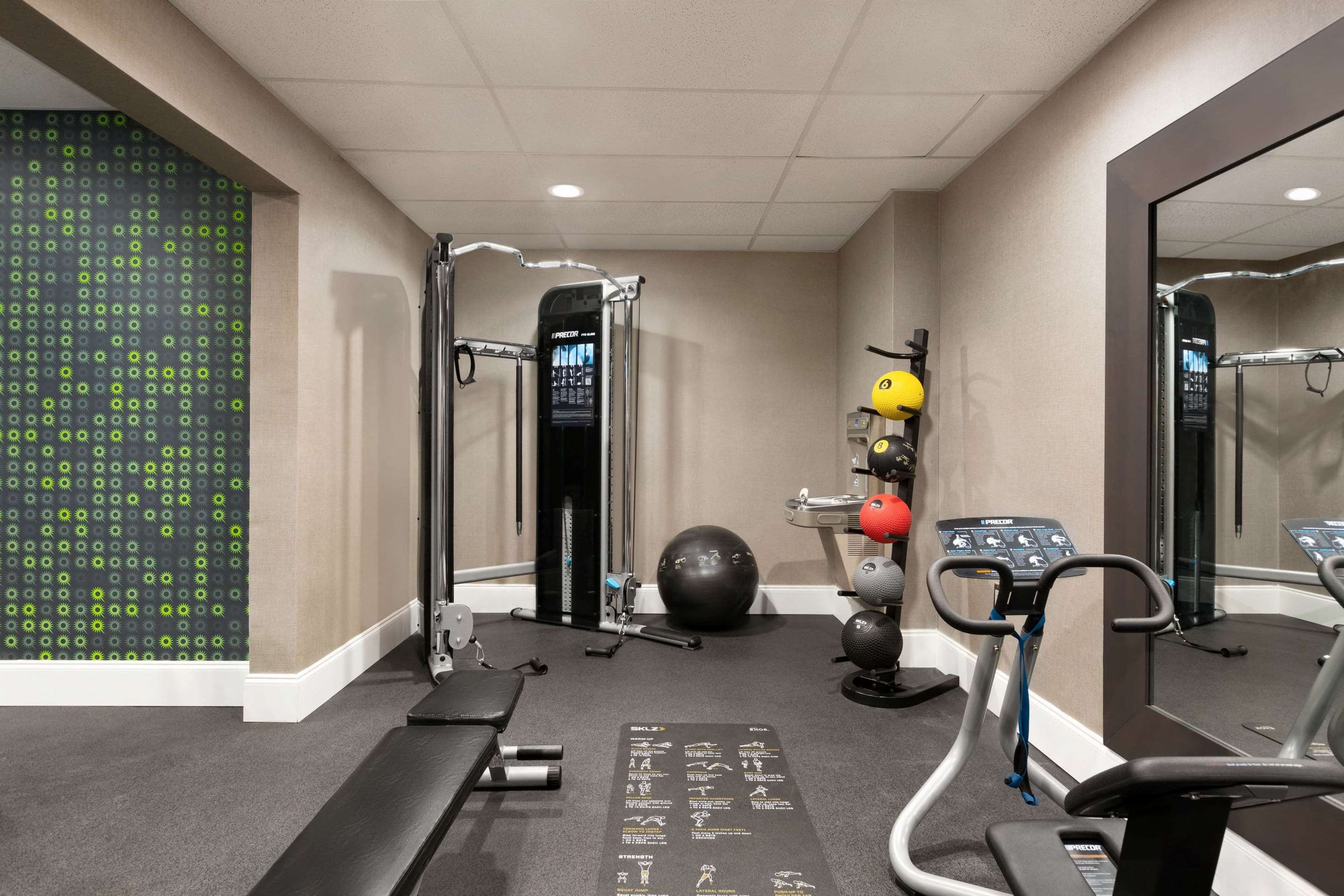 Health club | La Quinta Inn & Suites by Wyndham Dublin
