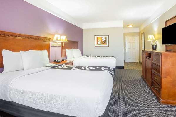  - La Quinta Inn & Suites Gainesville