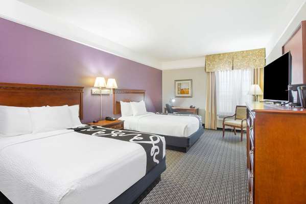  - La Quinta Inn & Suites Gainesville