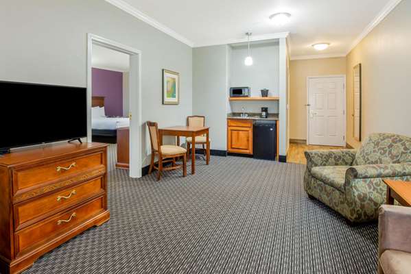 Suite - La Quinta Inn & Suites Gainesville