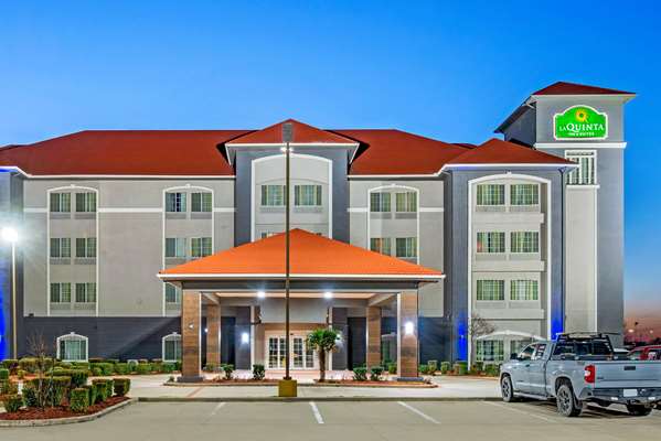 Exterior view - La Quinta Inn & Suites Gainesville