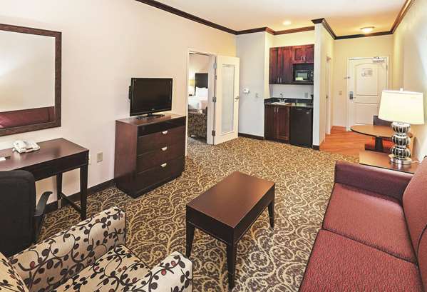 Suite - La Quinta Inn & Suites Burleson