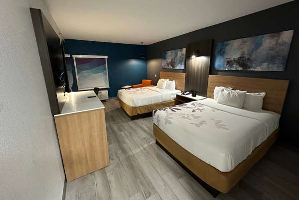  - La Quinta Inn & Suites Burleson