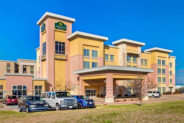 Exterior view - La Quinta Inn & Suites Burleson