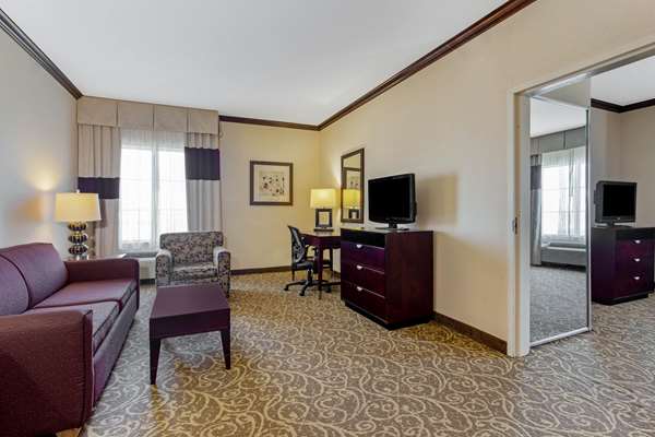 Suite - La Quinta Inn & Suites Burleson