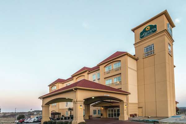 Exterior view - La Quinta Inn & Suites Lake Worth - I-820, Exit 9 & 10A
