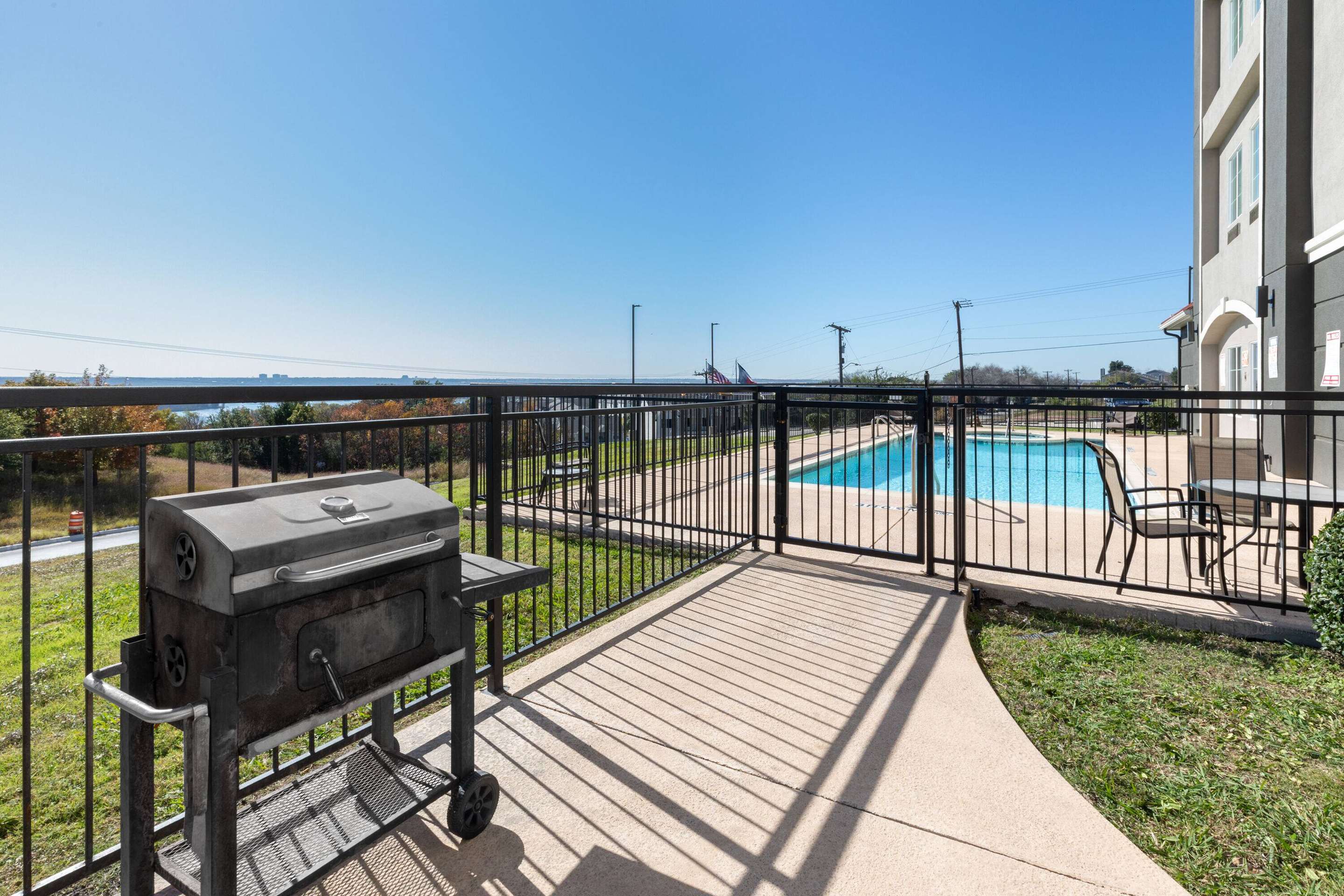 Property amenity | La Quinta Inn & Suites by Wyndham Fort Worth - Lake Worth