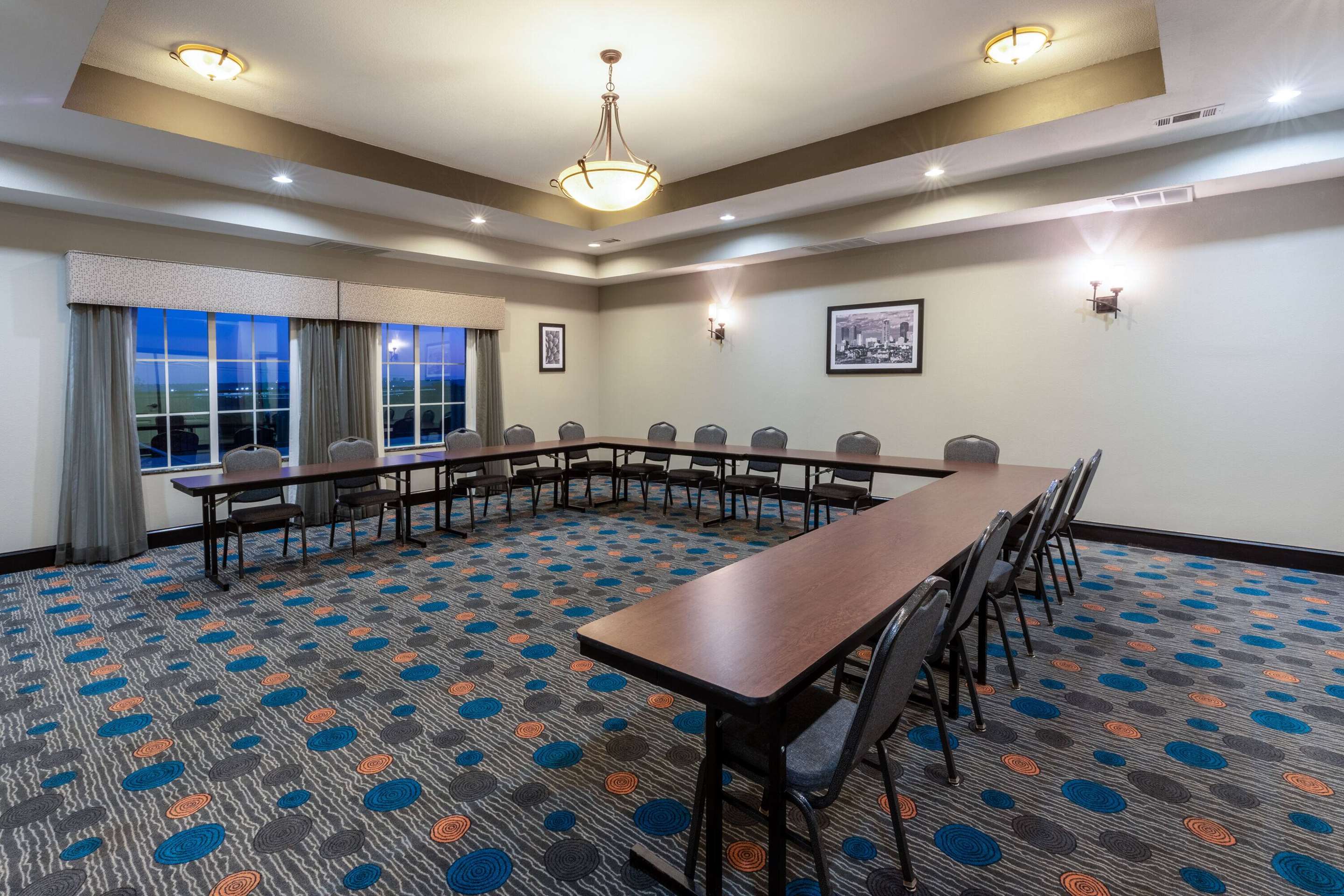 Meeting Room | La Quinta Inn & Suites by Wyndham Fort Worth - Lake Worth