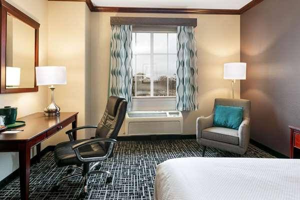  - La Quinta Inn & Suites Lindale - I-20, Exit 556