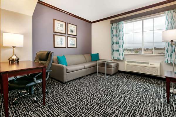 Suite - La Quinta Inn & Suites Lindale - I-20, Exit 556