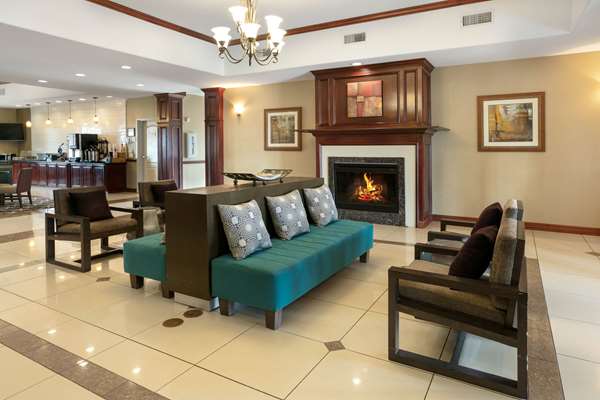  - La Quinta Inn & Suites Lindale - I-20, Exit 556