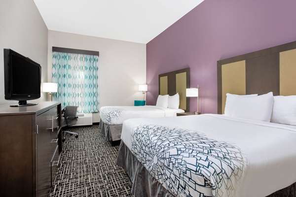  - La Quinta Inn & Suites Hillsboro