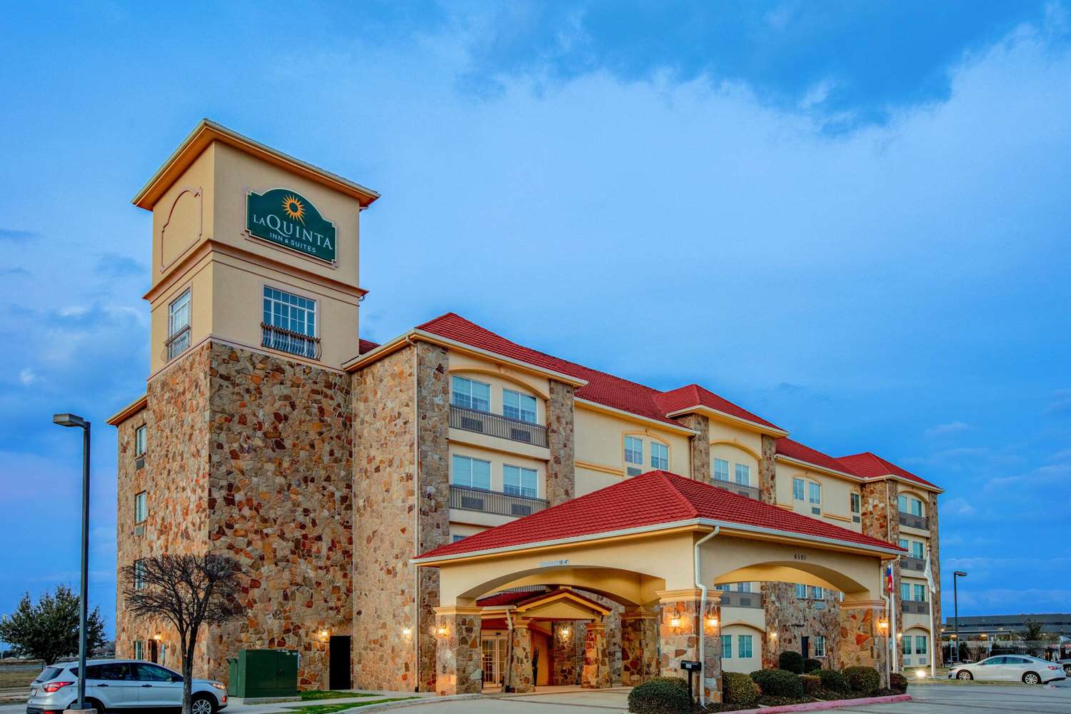La Quinta Inn & Suites McKinney, TX See Discounts