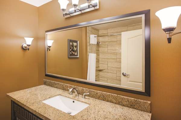  - La Quinta Inn & Suites Allen